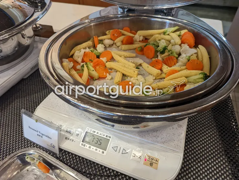 温菜、蒸し野菜（Steamed Vegetables）。