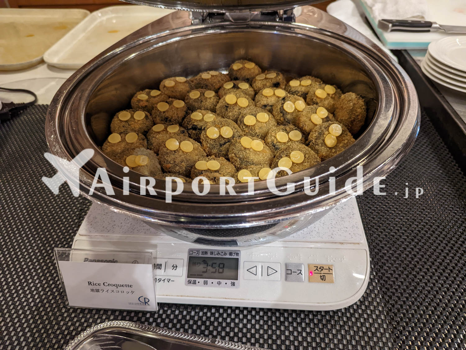 夕食ビュッフェ／インターナショナルリゾートホテル湯楽城