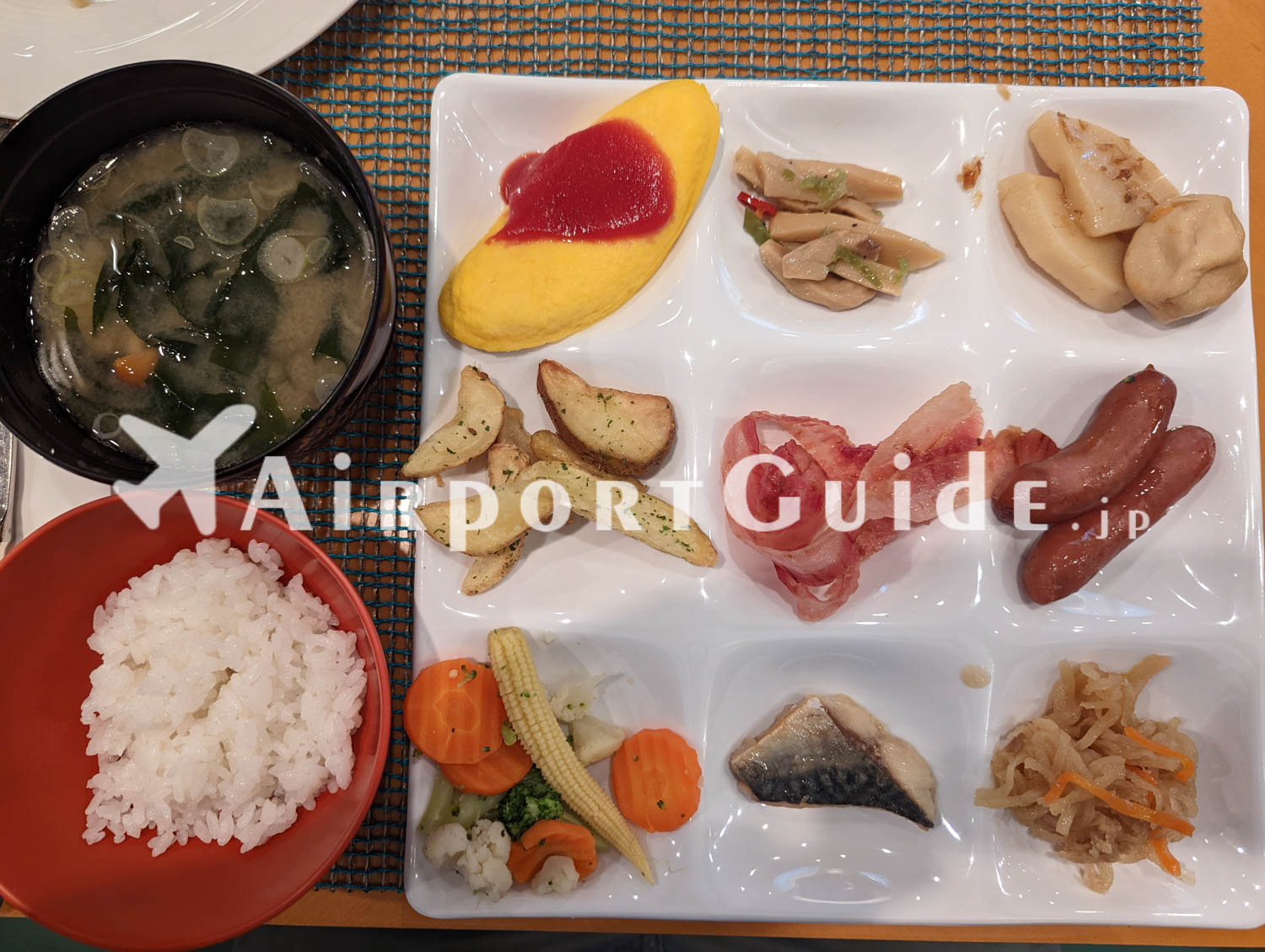 朝食／インターナショナルリゾートホテル湯楽城
